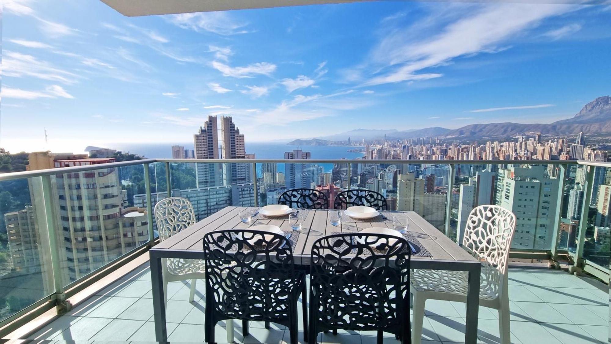 Apartmán Skyline 18 Terraza Privada Con Impresionantes Vistas Al Mar Benidorm Exteriér fotografie